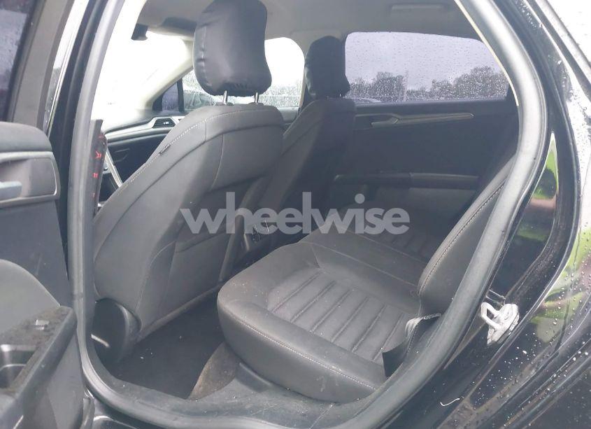 Photo 8 of 2017 Ford Fusion HYBRID SE (VIN 3FA6P0LU2HR358576)