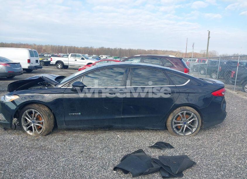 Photo 15 of 2017 Ford Fusion HYBRID SE (VIN 3FA6P0LU2HR373935)