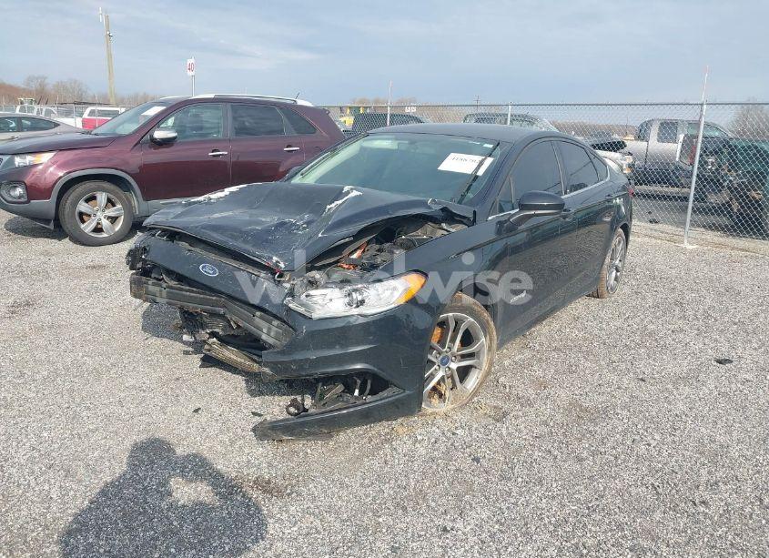 Photo 6 of 2017 Ford Fusion HYBRID SE (VIN 3FA6P0LU2HR373935)