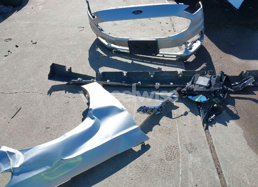 Photo 12 of 2017 Ford Fusion HYBRID SE (VIN 3FA6P0LU2HR380786)