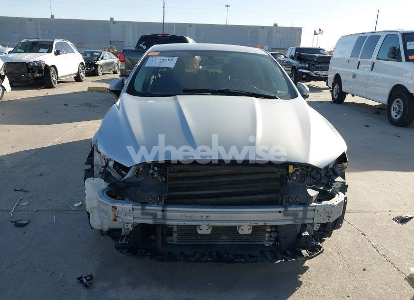 Photo 13 of 2017 Ford Fusion HYBRID SE (VIN 3FA6P0LU2HR380786)