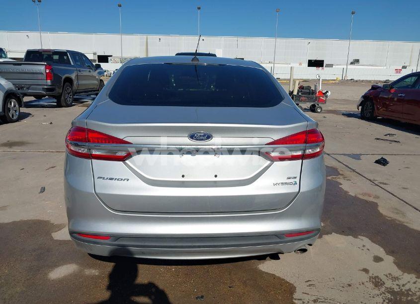 Photo 17 of 2017 Ford Fusion HYBRID SE (VIN 3FA6P0LU2HR380786)