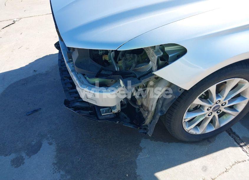 Photo 18 of 2017 Ford Fusion HYBRID SE (VIN 3FA6P0LU2HR380786)