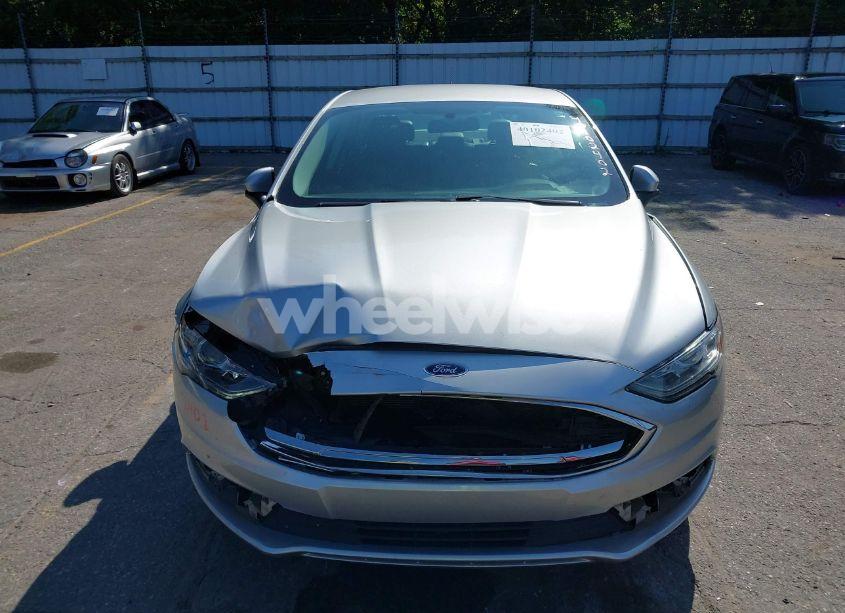 Photo 12 of 2018 Ford Fusion HYBRID SE (VIN 3FA6P0LU2JR102895)