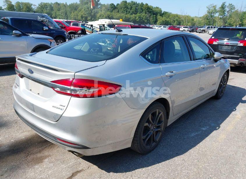 Photo 4 of 2018 Ford Fusion HYBRID SE (VIN 3FA6P0LU2JR102895)