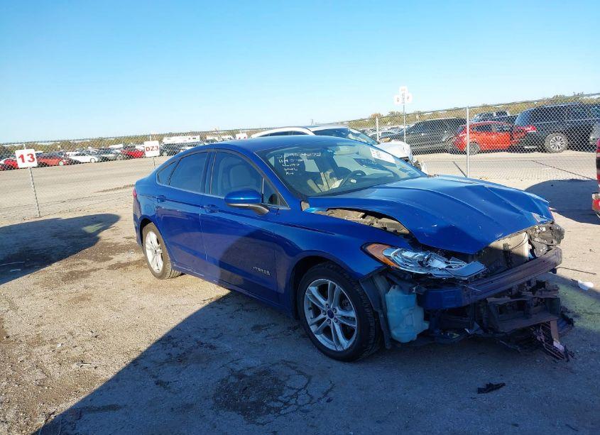 2018 Ford Fusion HYBRID SE (VIN 3FA6P0LU2JR102900) main photo