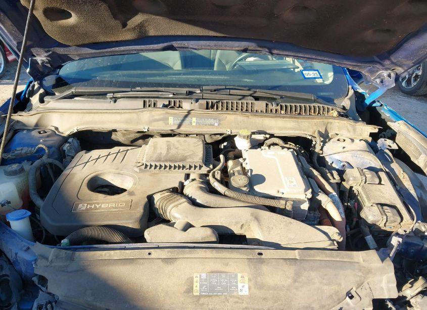 Photo 10 of 2018 Ford Fusion HYBRID SE (VIN 3FA6P0LU2JR102900)