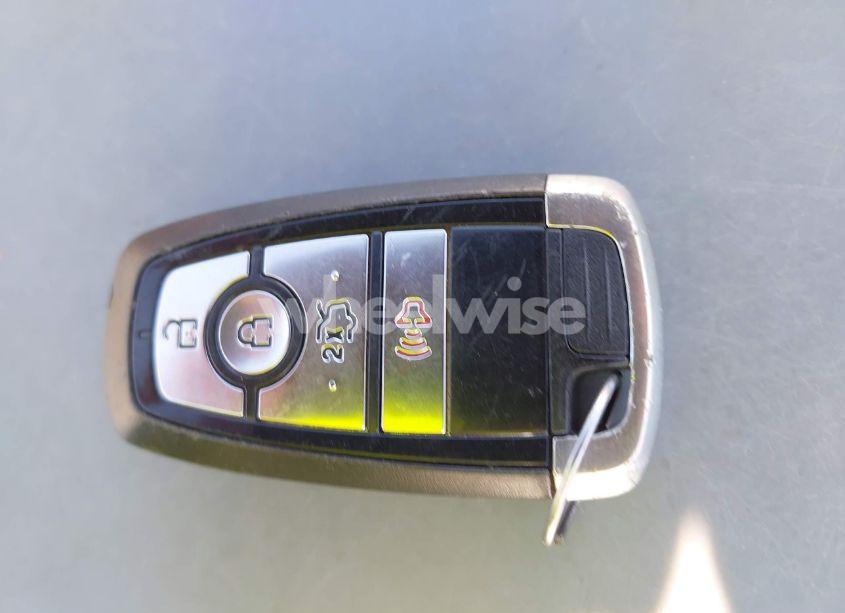 Photo 11 of 2018 Ford Fusion HYBRID SE (VIN 3FA6P0LU2JR119308)