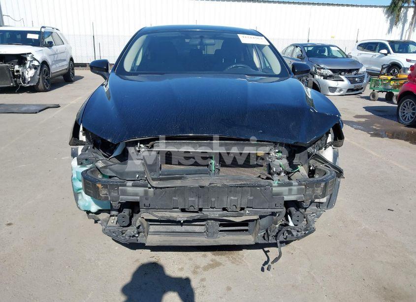 Photo 13 of 2018 Ford Fusion HYBRID SE (VIN 3FA6P0LU2JR119308)