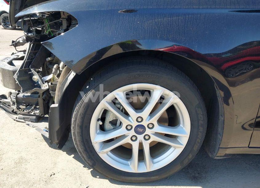 Photo 18 of 2018 Ford Fusion HYBRID SE (VIN 3FA6P0LU2JR119308)