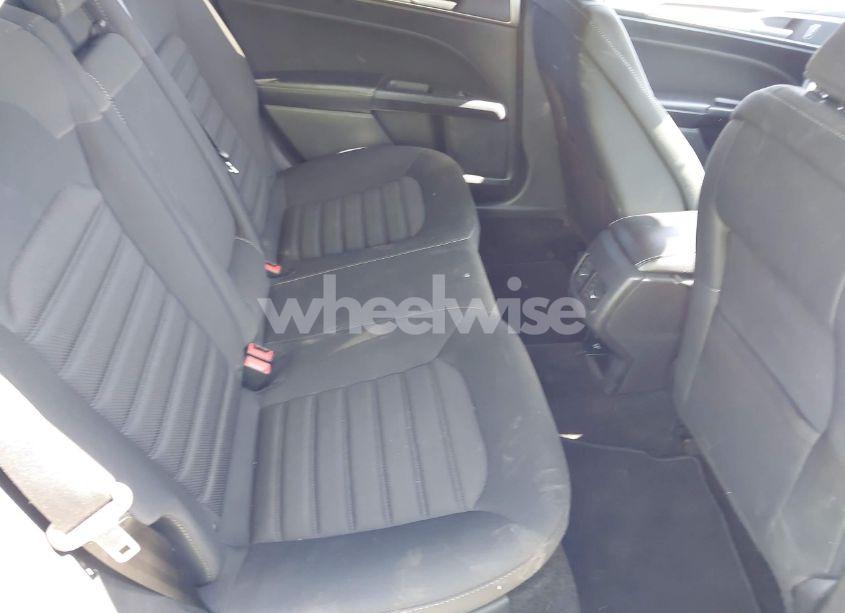 Photo 8 of 2018 Ford Fusion HYBRID SE (VIN 3FA6P0LU2JR119308)