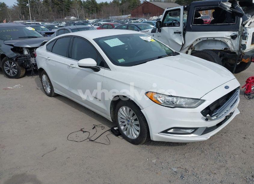 2018 Ford Fusion HYBRID SE (VIN 3FA6P0LU2JR131569) main photo