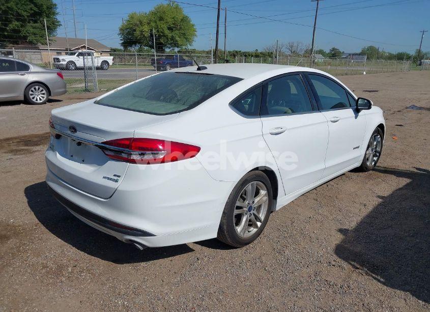 Photo 4 of 2018 Ford Fusion HYBRID SE (VIN 3FA6P0LU2JR155483)