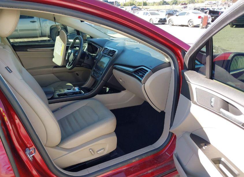 Photo 5 of 2018 Ford Fusion HYBRID SE (VIN 3FA6P0LU2JR203578)