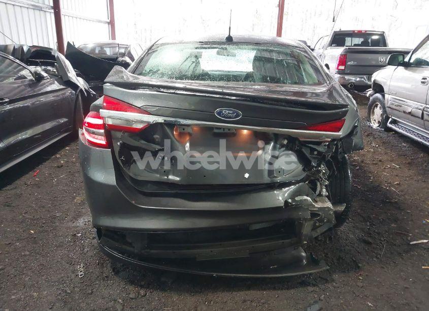 Photo 17 of 2018 Ford Fusion HYBRID SE (VIN 3FA6P0LU2JR206349)