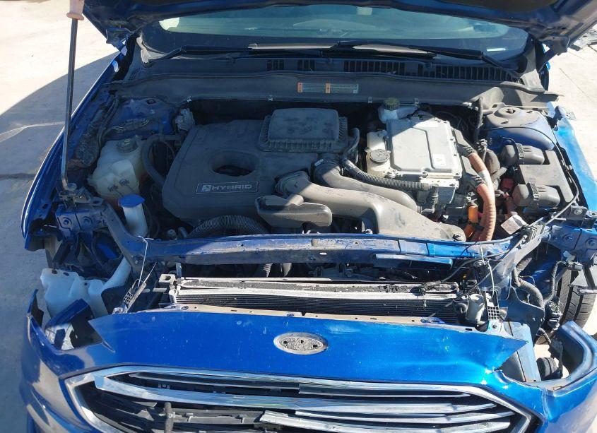 Photo 10 of 2018 Ford Fusion HYBRID SE (VIN 3FA6P0LU2JR245197)