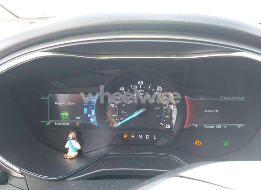 Photo 7 of 2019 Ford Fusion HYBRID SE (VIN 3FA6P0LU2KR151872)
