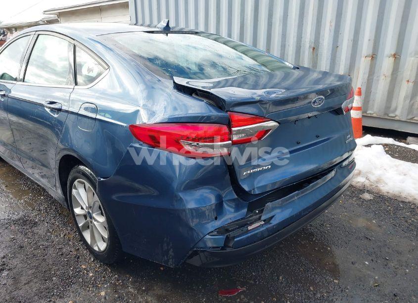 Photo 6 of 2019 Ford Fusion HYBRID SE (VIN 3FA6P0LU2KR194348)