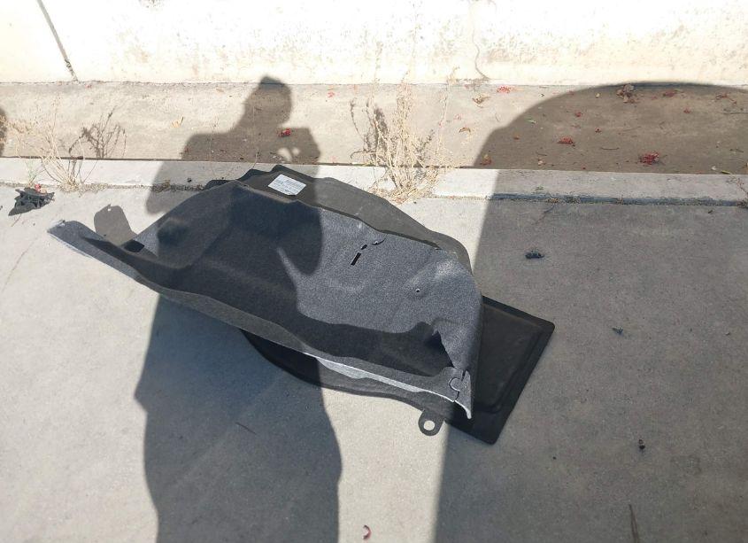 Photo 12 of 2019 Ford Fusion HYBRID SE (VIN 3FA6P0LU2KR201606)