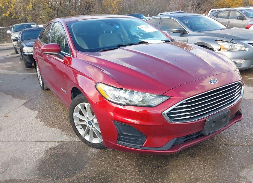 2019 Ford Fusion HYBRID SE (VIN 3FA6P0LU2KR206188) main photo