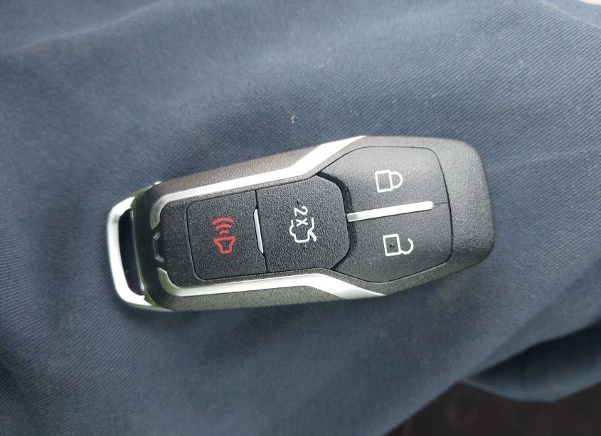 Photo 11 of 2019 Ford Fusion HYBRID SE (VIN 3FA6P0LU2KR206188)