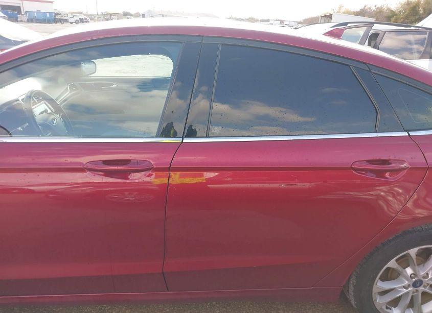 Photo 14 of 2019 Ford Fusion HYBRID SE (VIN 3FA6P0LU2KR206188)