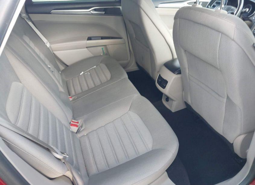 Photo 8 of 2019 Ford Fusion HYBRID SE (VIN 3FA6P0LU2KR206188)