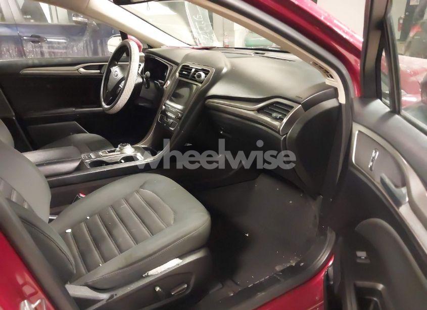 Photo 5 of 2019 Ford Fusion HYBRID SE (VIN 3FA6P0LU2KR210676)