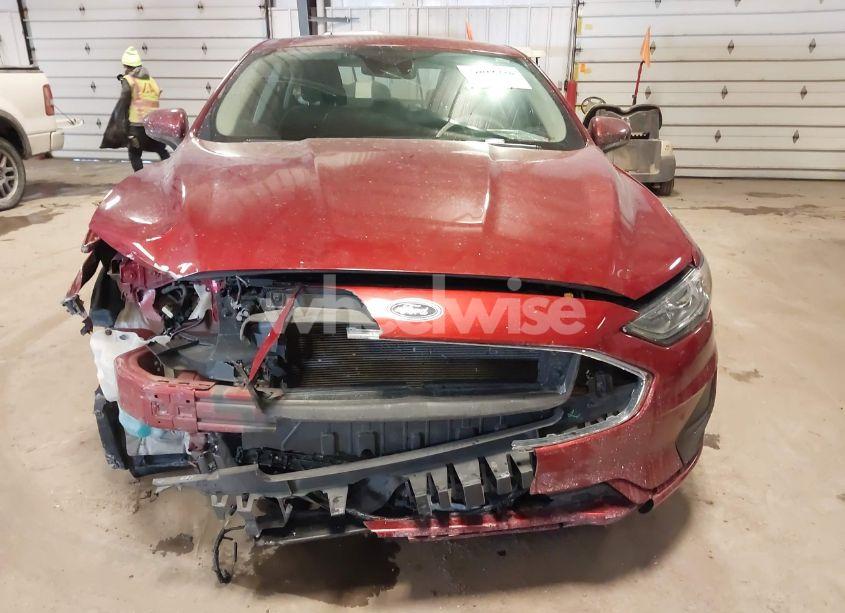 Photo 6 of 2019 Ford Fusion HYBRID SE (VIN 3FA6P0LU2KR210676)