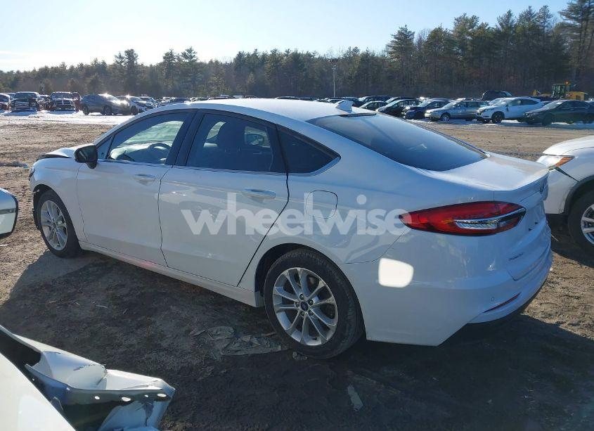 Photo 14 of 2019 Ford Fusion HYBRID SE (VIN 3FA6P0LU2KR222584)