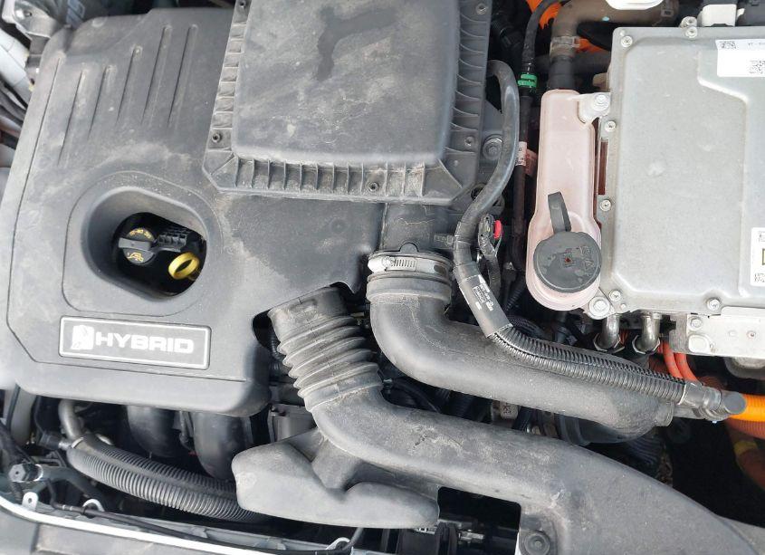 Photo 10 of 2019 Ford Fusion HYBRID SE (VIN 3FA6P0LU2KR223122)