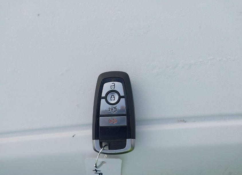 Photo 11 of 2019 Ford Fusion HYBRID SE (VIN 3FA6P0LU2KR223122)