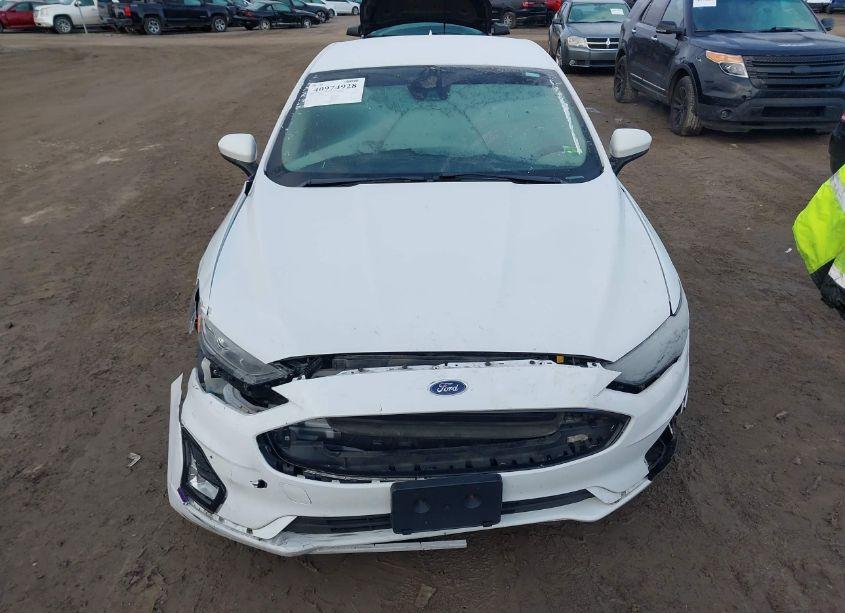 Photo 12 of 2019 Ford Fusion HYBRID SE (VIN 3FA6P0LU2KR223122)