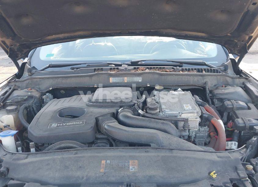 Photo 10 of 2013 Ford Fusion HYBRID SE (VIN 3FA6P0LU3DR232365)