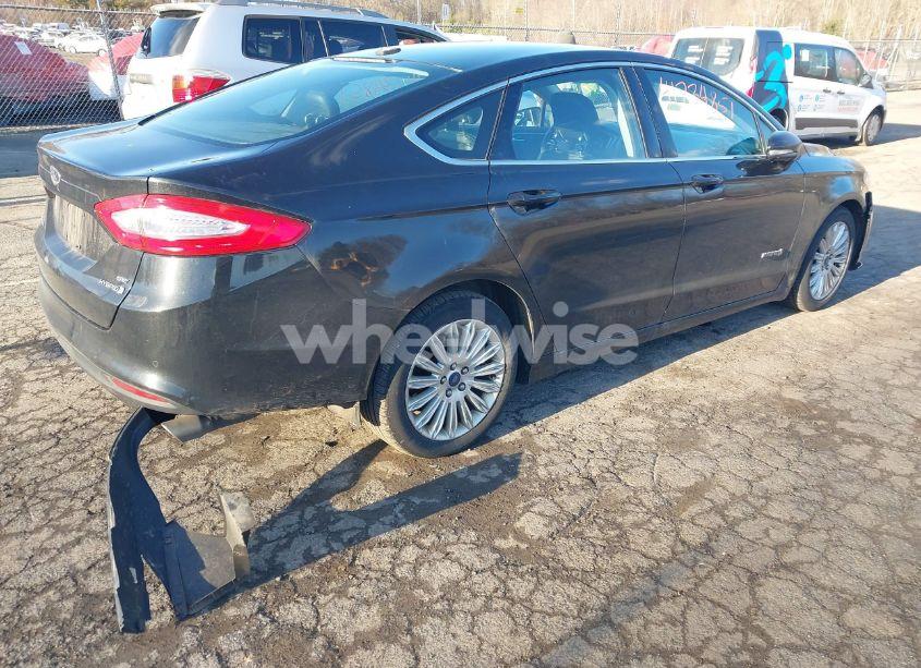 Photo 4 of 2013 Ford Fusion HYBRID SE (VIN 3FA6P0LU3DR232365)