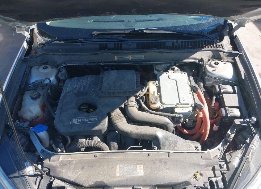 Photo 10 of 2013 Ford Fusion HYBRID SE (VIN 3FA6P0LU3DR240529)