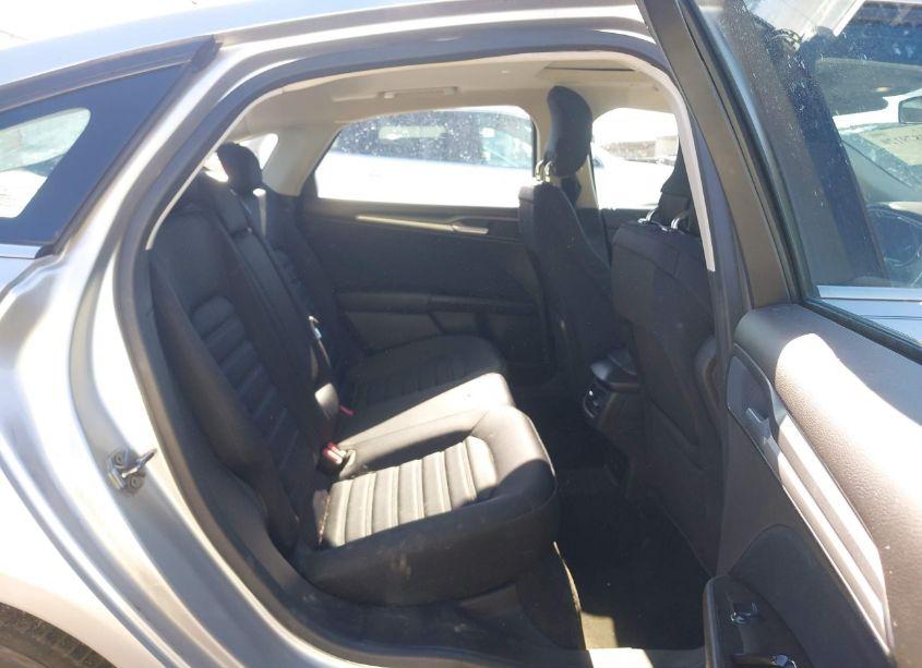 Photo 8 of 2013 Ford Fusion HYBRID SE (VIN 3FA6P0LU3DR240529)