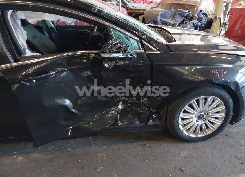 Photo 6 of 2013 Ford Fusion HYBRID SE (VIN 3FA6P0LU3DR257606)