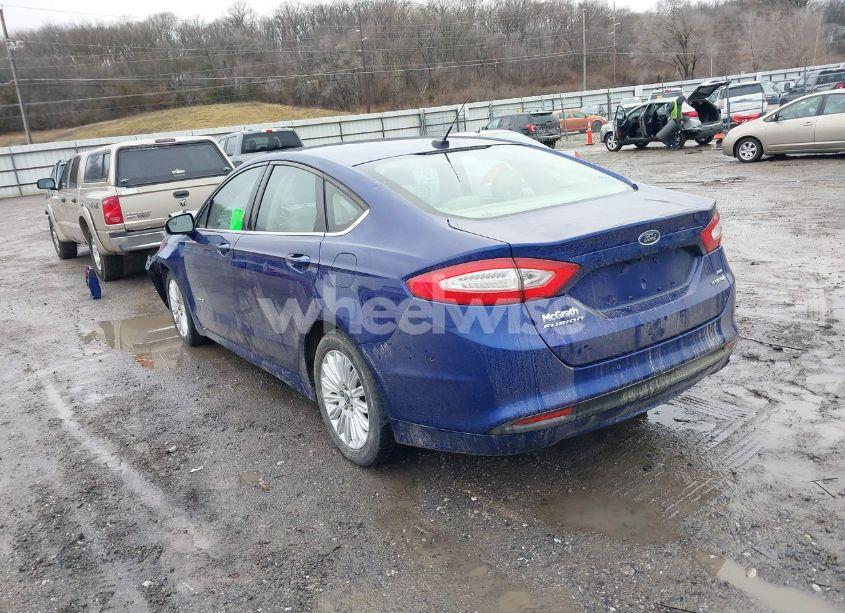 Photo 3 of 2013 Ford Fusion HYBRID SE (VIN 3FA6P0LU3DR263132)