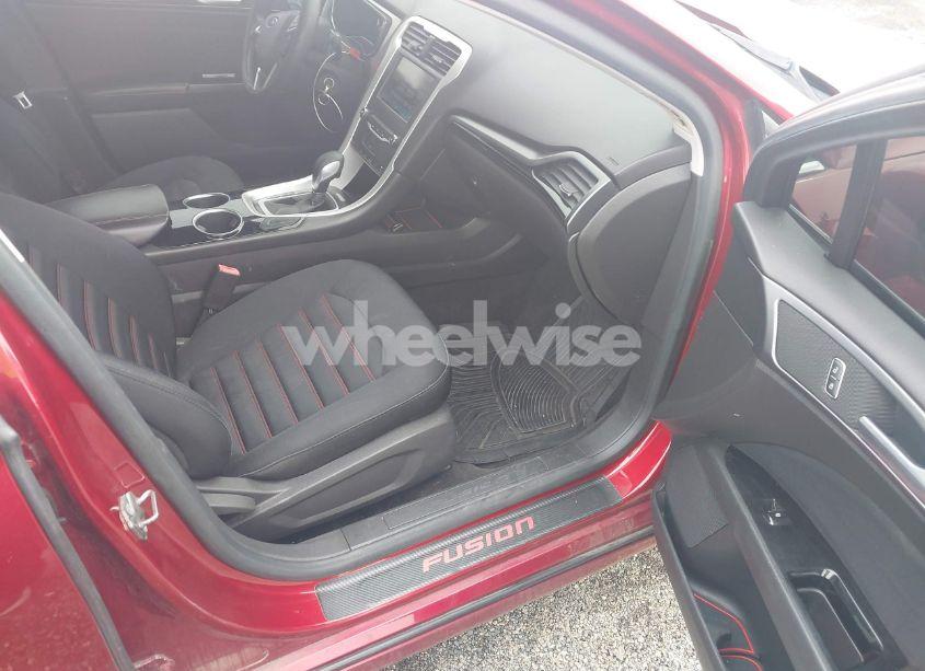 Photo 5 of 2013 Ford Fusion HYBRID SE (VIN 3FA6P0LU3DR367524)