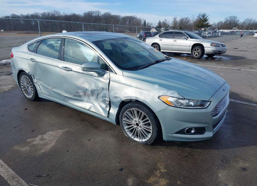 2014 Ford Fusion HYBRID SE (VIN 3FA6P0LU3ER128086) main photo