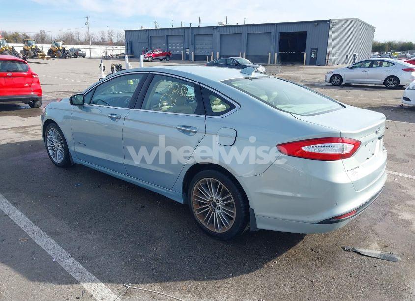 Photo 3 of 2014 Ford Fusion HYBRID SE (VIN 3FA6P0LU3ER128086)