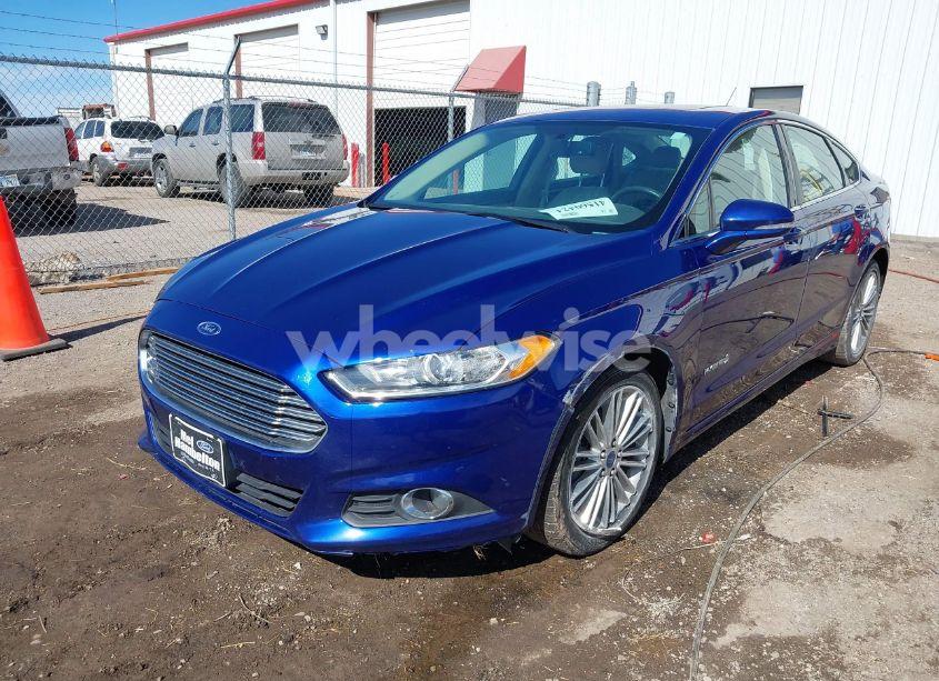 Photo 2 of 2014 Ford Fusion HYBRID SE (VIN 3FA6P0LU3ER219620)