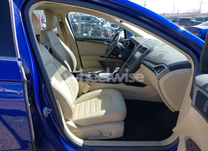 Photo 5 of 2014 Ford Fusion HYBRID SE (VIN 3FA6P0LU3ER219620)