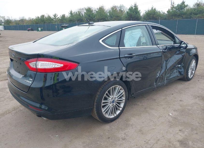 Photo 4 of 2014 Ford Fusion HYBRID SE (VIN 3FA6P0LU3ER264086)