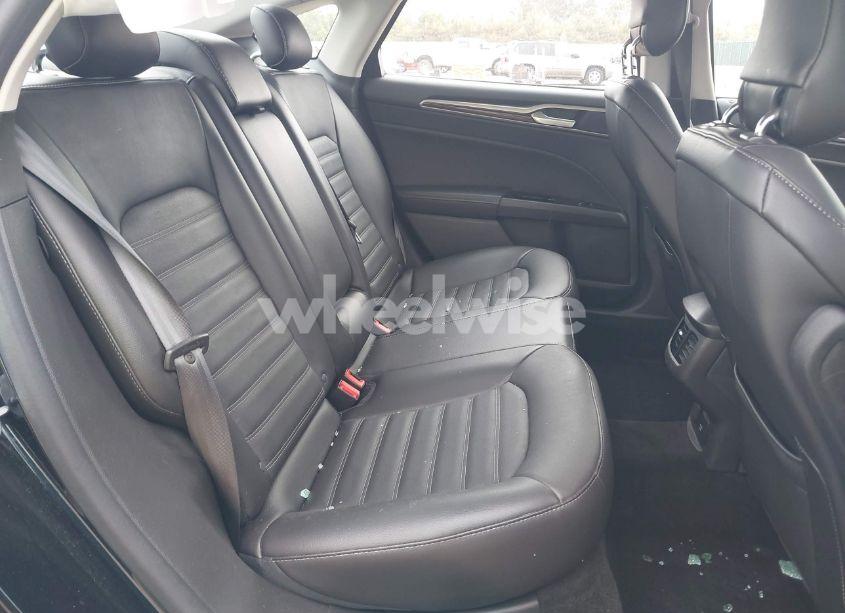 Photo 8 of 2014 Ford Fusion HYBRID SE (VIN 3FA6P0LU3ER264086)