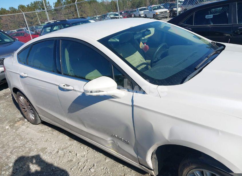 Photo 13 of 2014 Ford Fusion HYBRID SE (VIN 3FA6P0LU3ER351079)