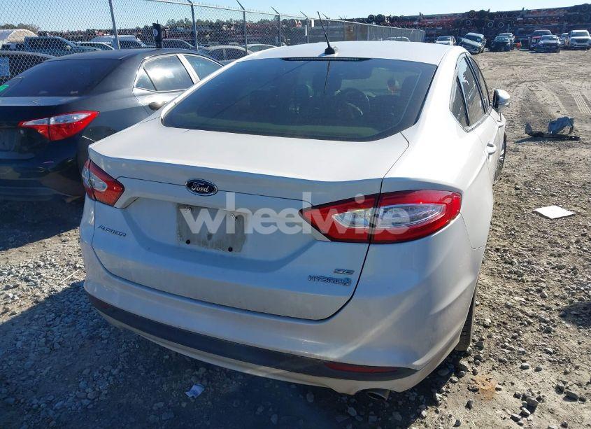 Photo 16 of 2014 Ford Fusion HYBRID SE (VIN 3FA6P0LU3ER351079)