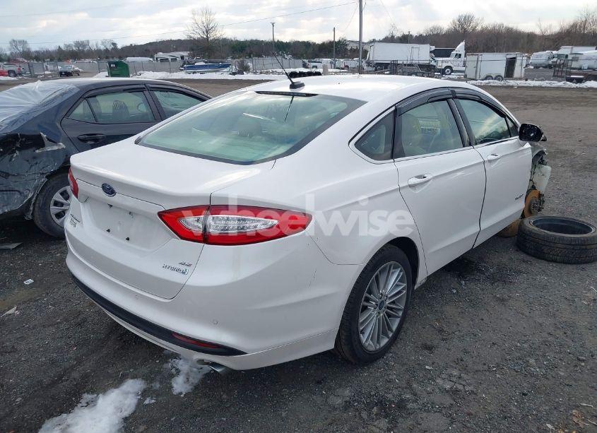Photo 4 of 2014 Ford Fusion HYBRID SE (VIN 3FA6P0LU3ER373888)