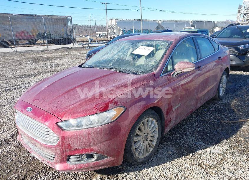 Photo 2 of 2015 Ford Fusion HYBRID SE (VIN 3FA6P0LU3FR255860)